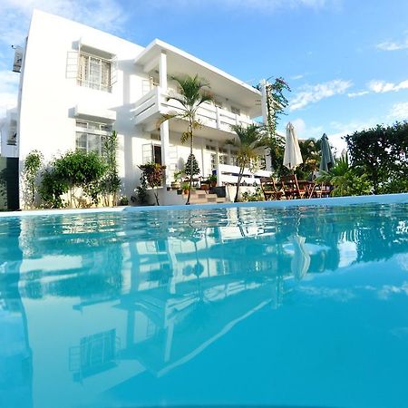 Villa Osumare Guest House Flic-en-Flacq エクステリア 写真